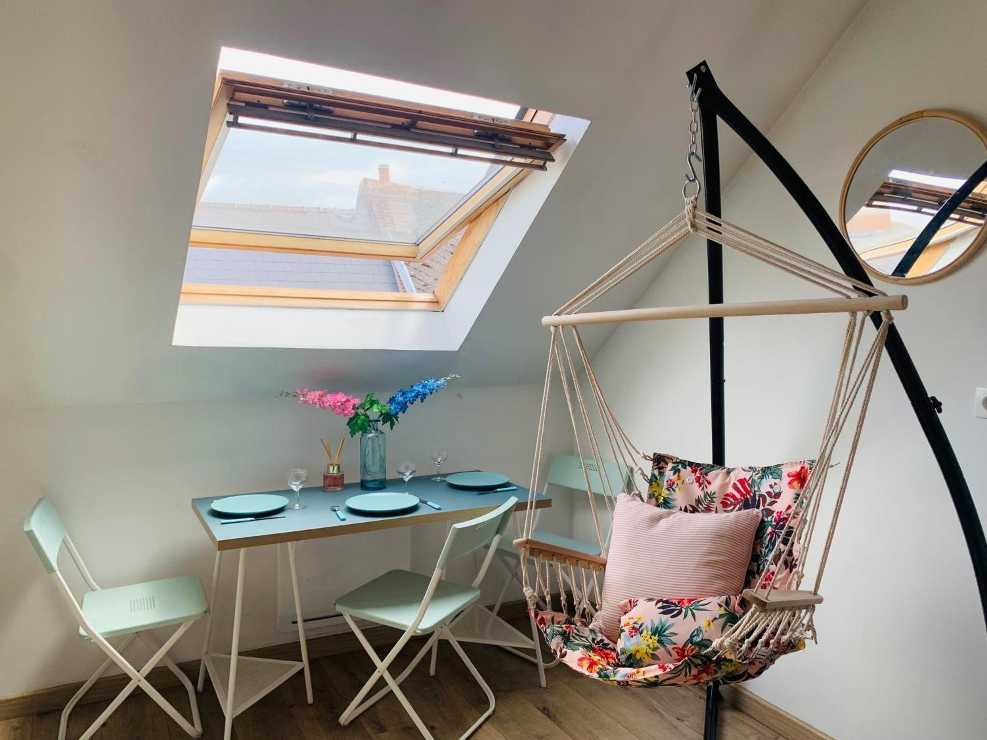 Appartement Cocooning Modern Design Studio à Avesnes-sur-Helpe Extérieur photo